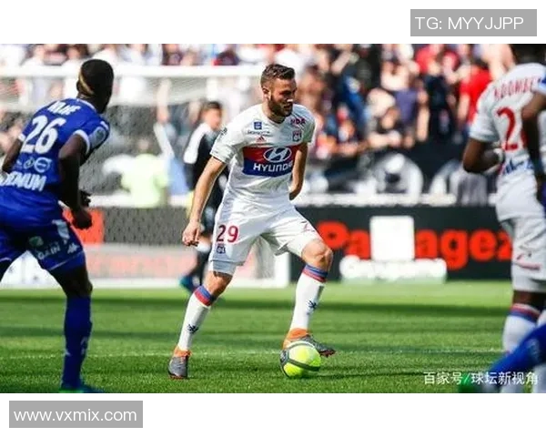 尼奥尔与亚眠激战正酣比赛结果揭晓引发热议