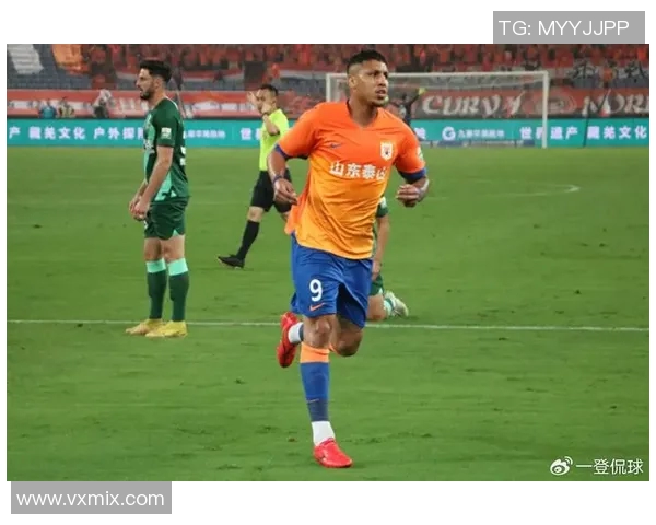 以换人为核心推动球队战略调整探索球员轮换与战术变革的深度分析